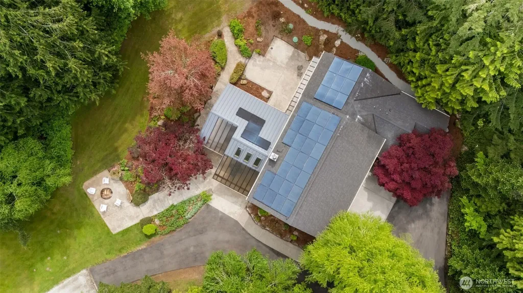 25119 NE 18th Street Sammamish WA 98074