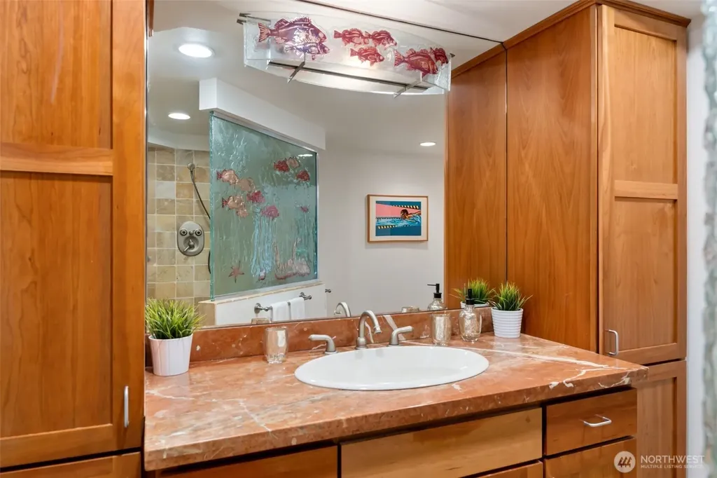 25119 NE 18th Street Sammamish WA 98074