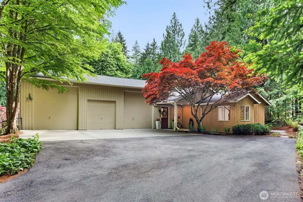 25119 NE 18th Street Sammamish WA 98074