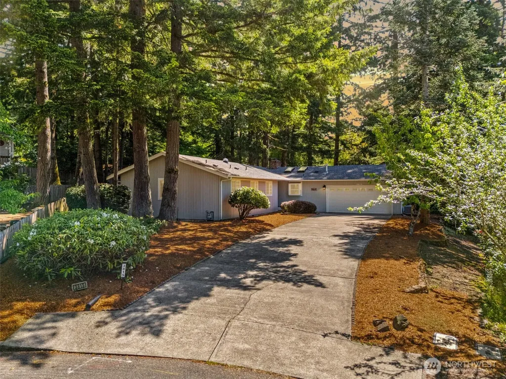 3815 Hillview Court NW Olympia WA 98502
