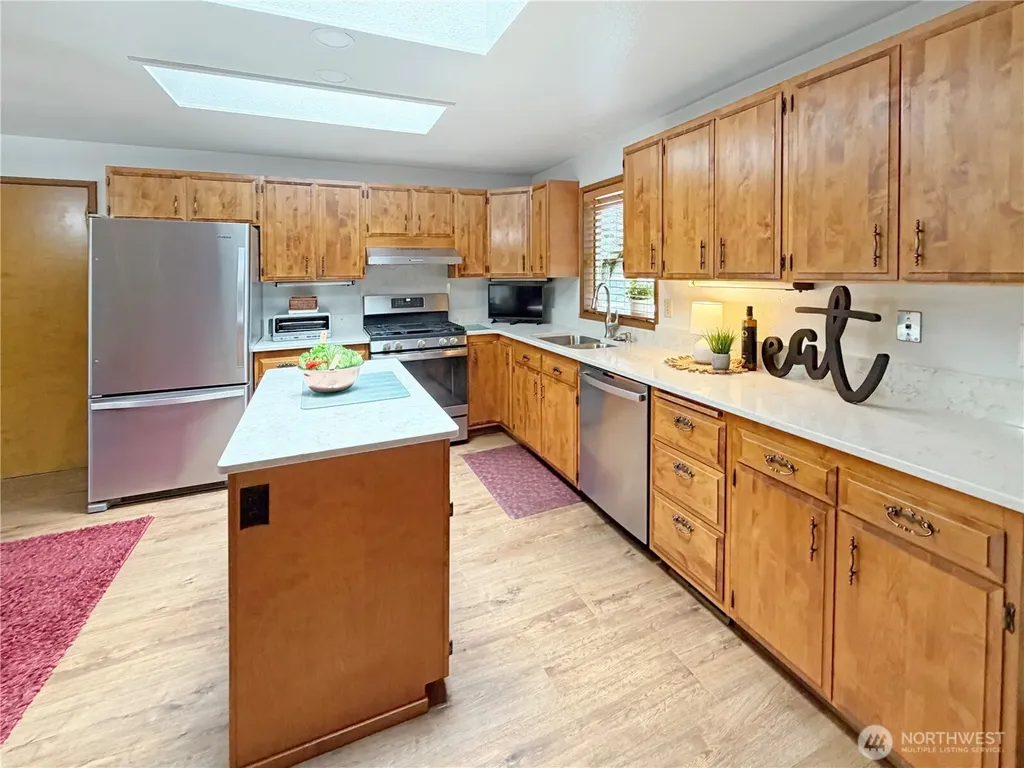 3815 Hillview Court NW Olympia WA 98502
