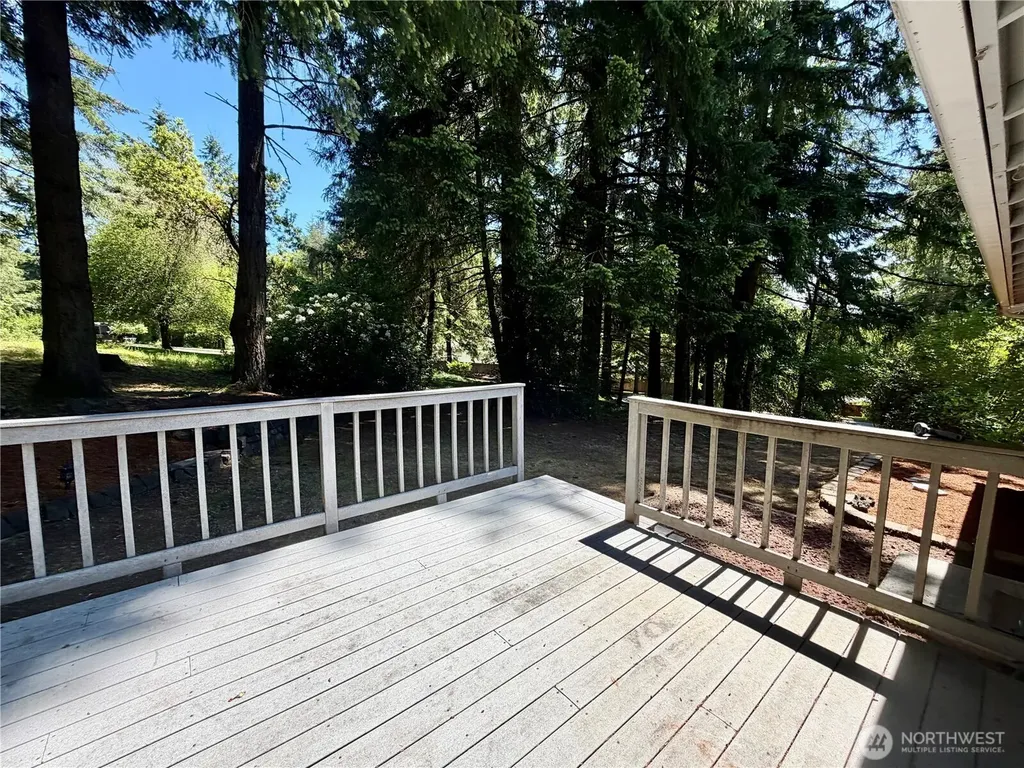 3815 Hillview Court NW Olympia WA 98502