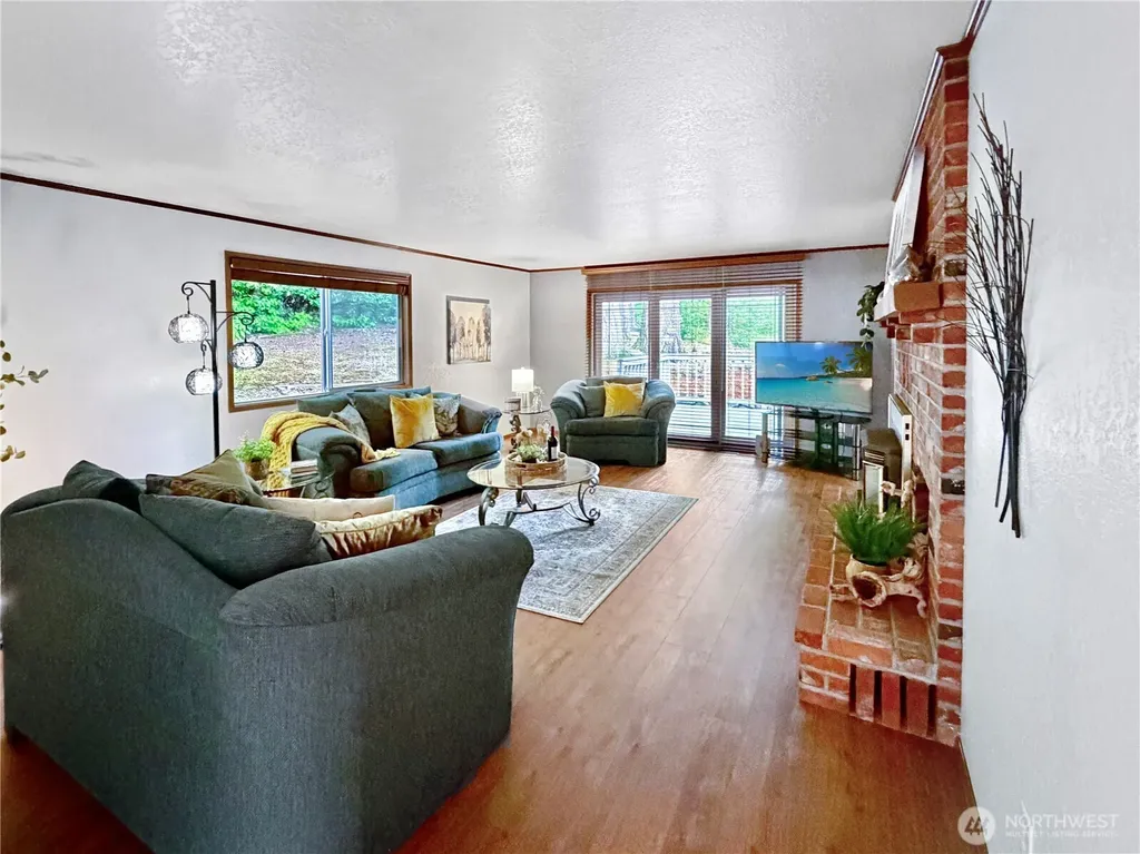 3815 Hillview Court NW Olympia WA 98502