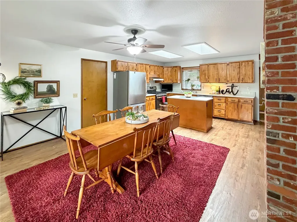 3815 Hillview Court NW Olympia WA 98502