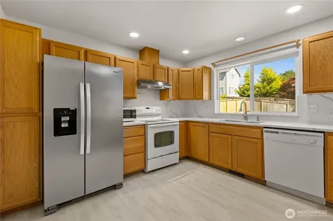 1235 29th Avenue Ct SW Puyallup WA 98373