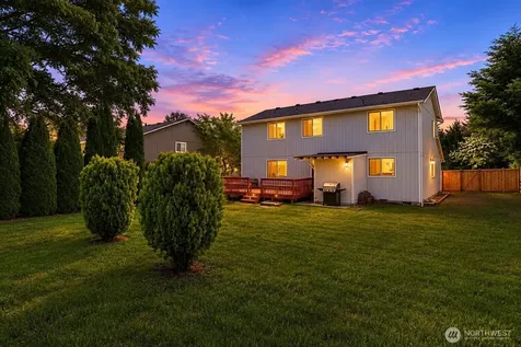 1235 29th Avenue Ct SW Puyallup WA 98373