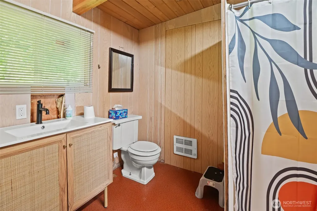 98 Hidden Cove Lilliwaup WA 98555