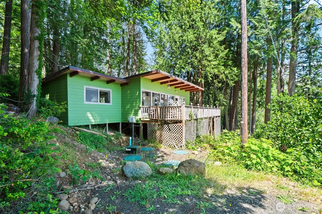 98 Hidden Cove Lilliwaup WA 98555