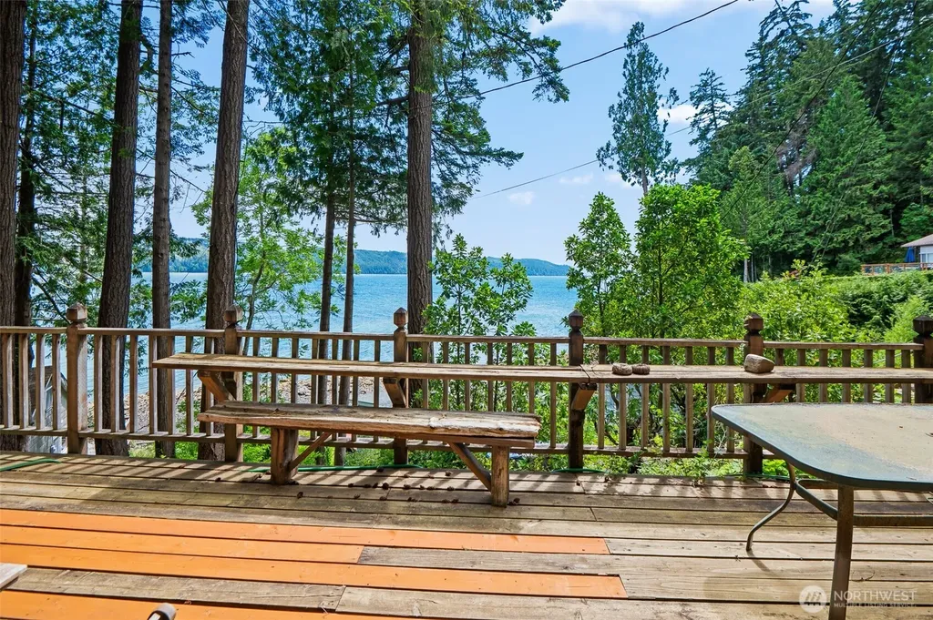 98 Hidden Cove Lilliwaup WA 98555