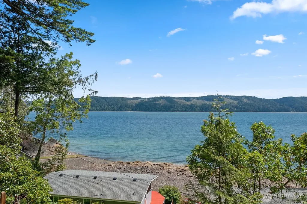 98 Hidden Cove Lilliwaup WA 98555