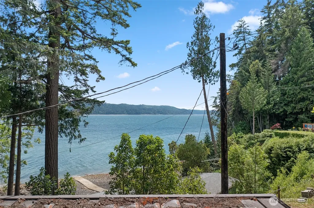 98 Hidden Cove Lilliwaup WA 98555