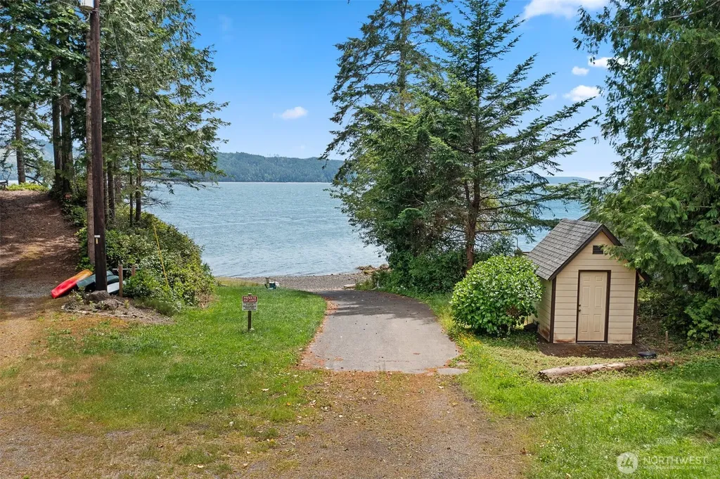 98 Hidden Cove Lilliwaup WA 98555