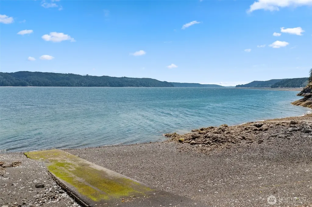 98 Hidden Cove Lilliwaup WA 98555