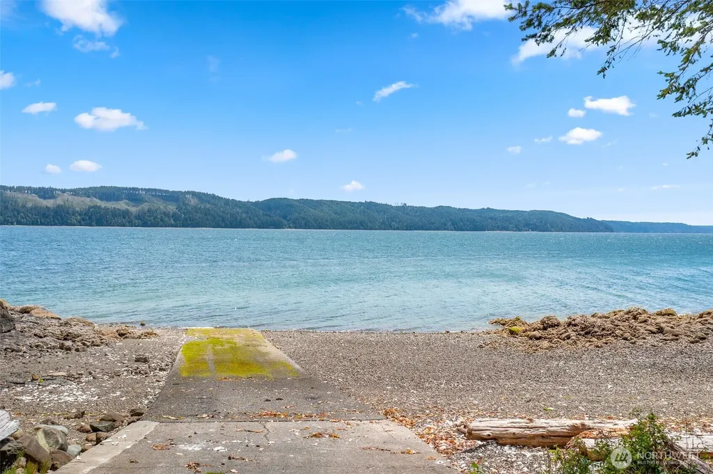 98 Hidden Cove Lilliwaup WA 98555