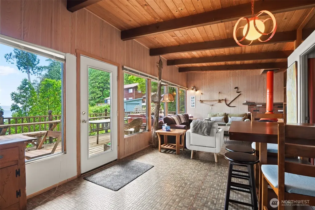98 Hidden Cove Lilliwaup WA 98555