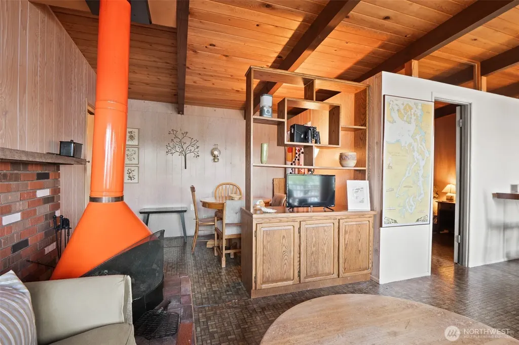98 Hidden Cove Lilliwaup WA 98555