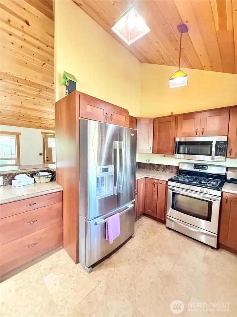 1879 Old Highway 97 Malott WA 98829