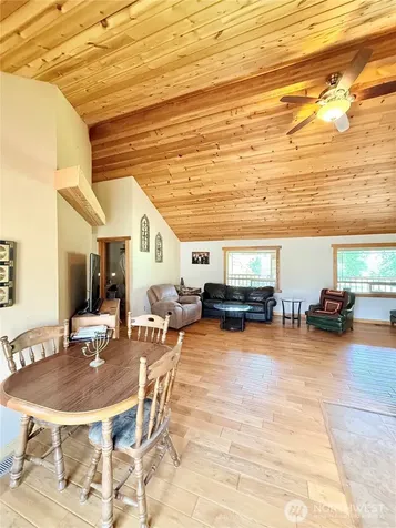 1879 Old Highway 97 Malott WA 98829