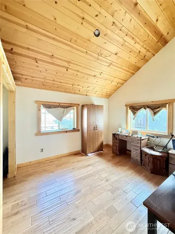 1879 Old Highway 97 Malott WA 98829