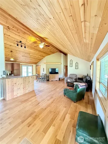 1879 Old Highway 97 Malott WA 98829