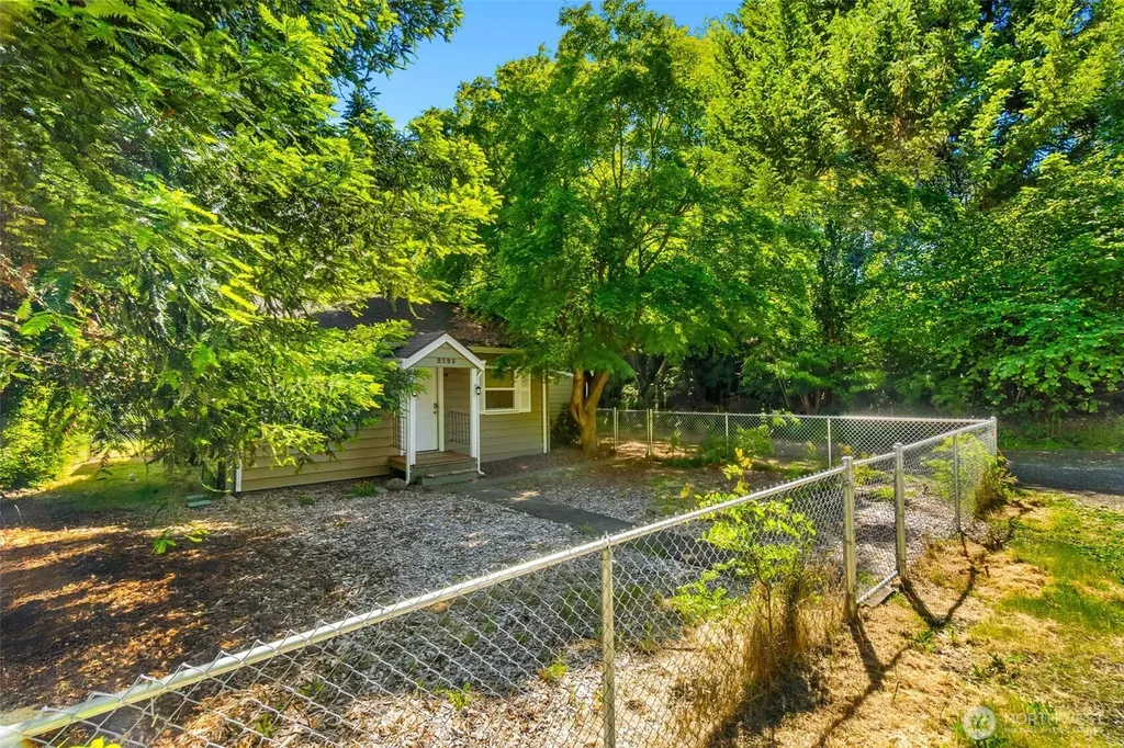 2325 Jackson Avenue NW Olympia WA 98502