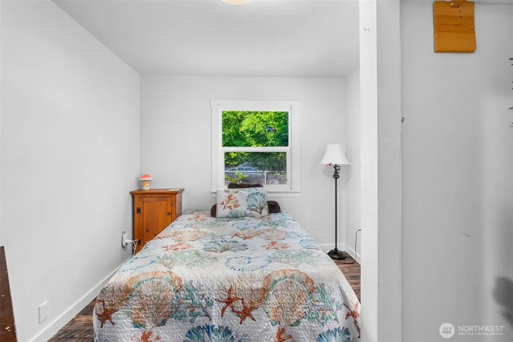 2325 Jackson Avenue NW Olympia WA 98502