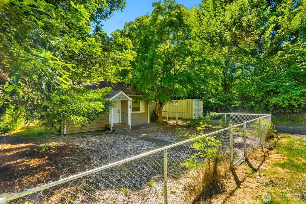 2325 Jackson Avenue NW Olympia WA 98502