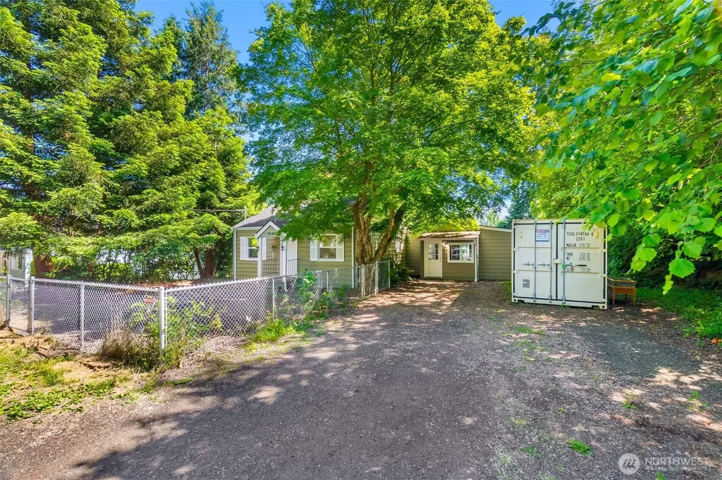 2325 Jackson Avenue NW Olympia WA 98502