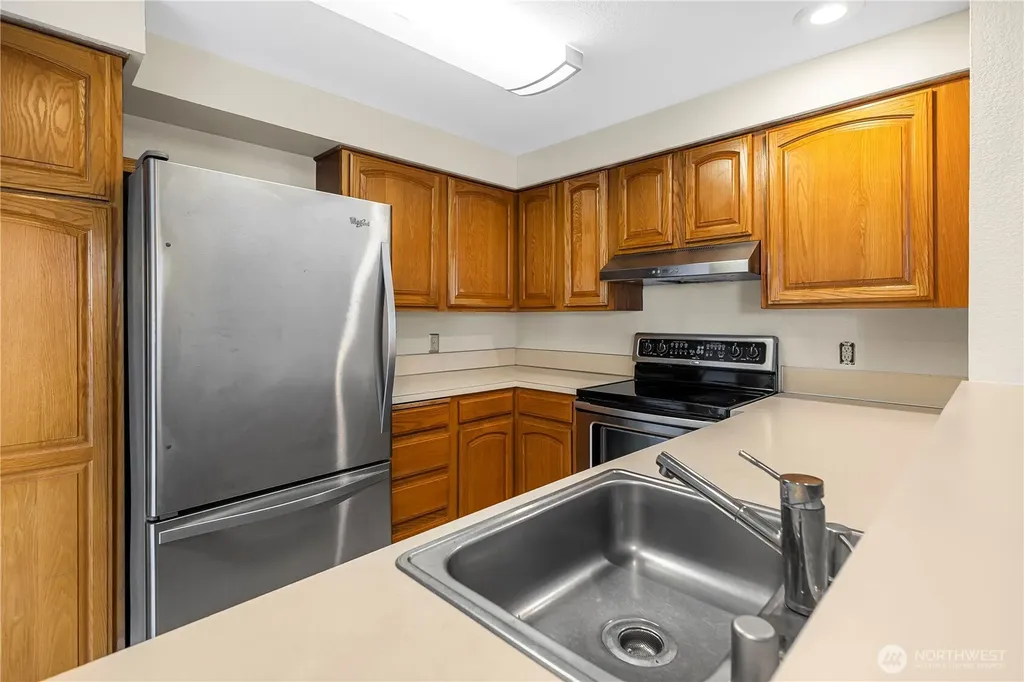 1301 S Puget Drive Renton WA 98055