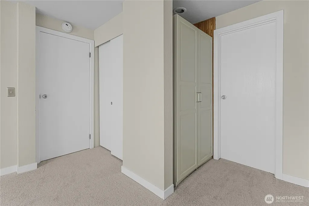 1301 S Puget Drive Renton WA 98055