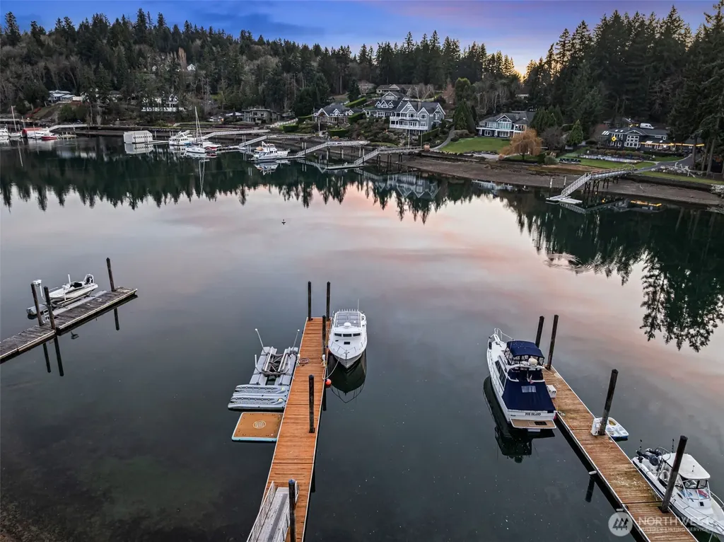 283 Shorewood Court Fox Island WA 98333