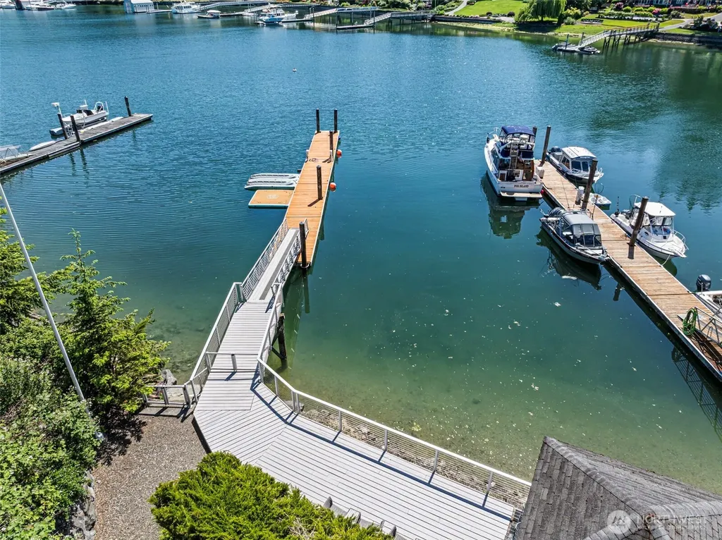 283 Shorewood Court Fox Island WA 98333