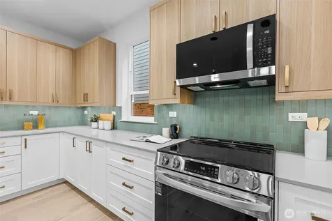 3548 S Dawson Street Seattle WA 98118