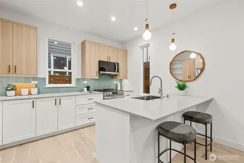 3548 S Dawson Street Seattle WA 98118