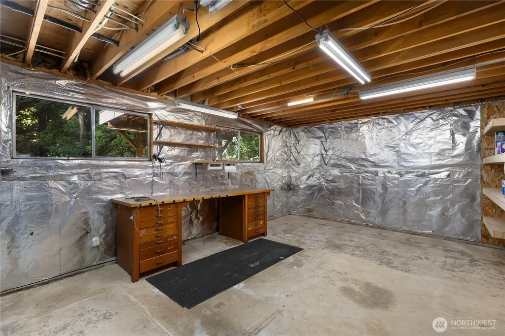 6915 NE 163rd Street Kenmore WA 98028