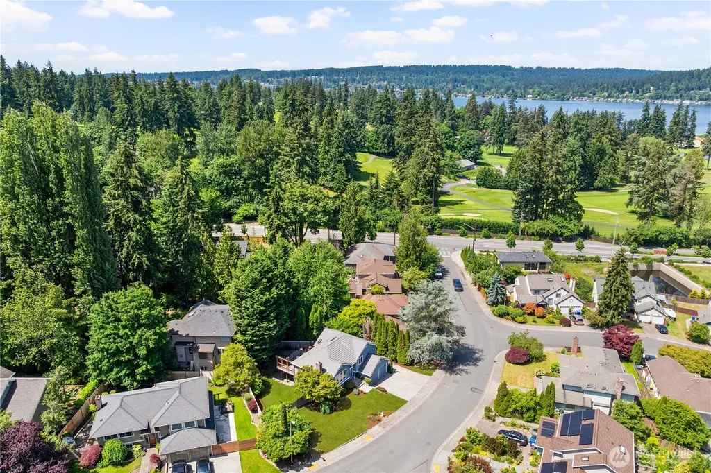 6915 NE 163rd Street Kenmore WA 98028
