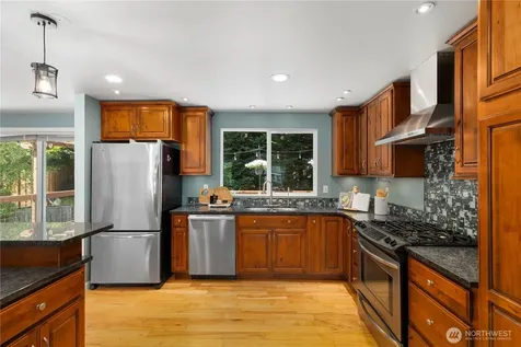 6915 NE 163rd Street Kenmore WA 98028