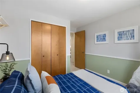 6915 NE 163rd Street Kenmore WA 98028