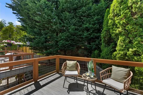 6915 NE 163rd Street Kenmore WA 98028