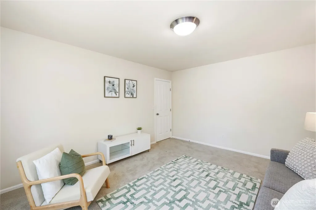 24070 SE 262nd Street Maple Valley WA 98038
