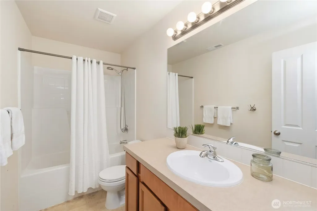 24070 SE 262nd Street Maple Valley WA 98038