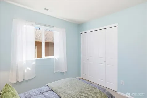 24070 SE 262nd Street Maple Valley WA 98038