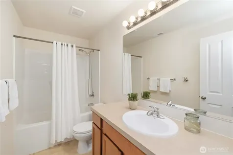 24070 SE 262nd Street Maple Valley WA 98038