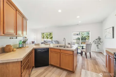 24070 SE 262nd Street Maple Valley WA 98038