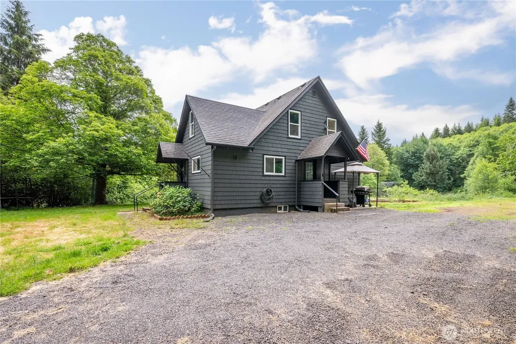 355 Slide Creek Road Longview WA 98632