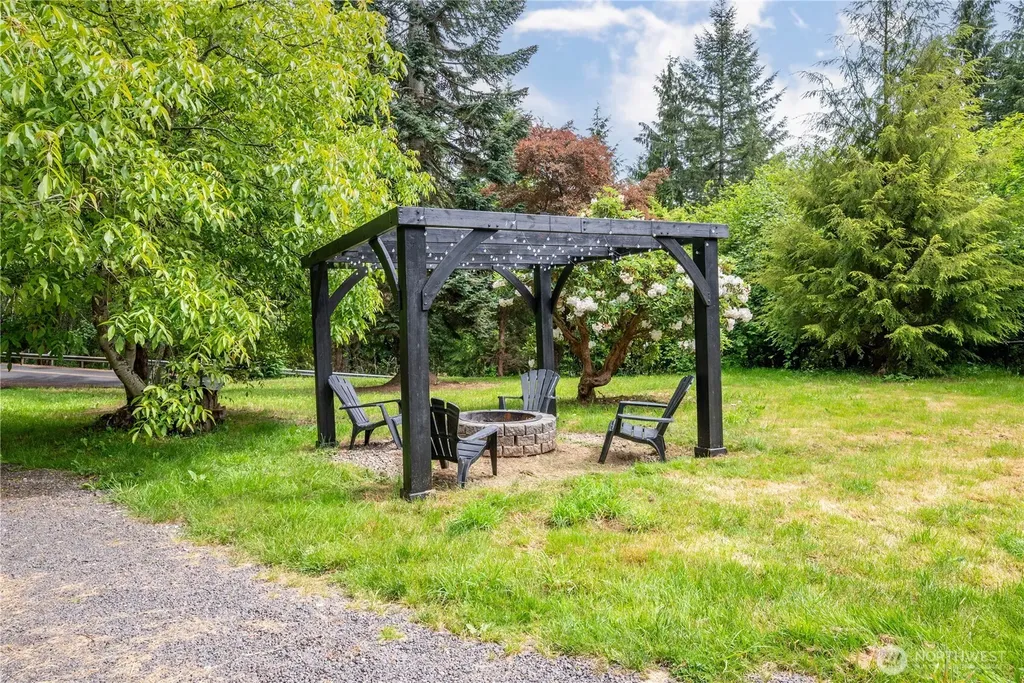 355 Slide Creek Road Longview WA 98632