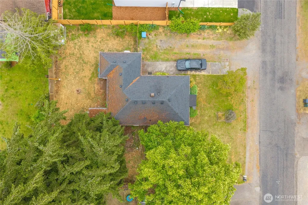 1011 117th Street S Tacoma WA 98444