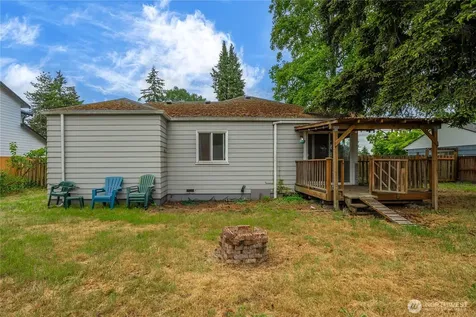 1011 117th Street S Tacoma WA 98444