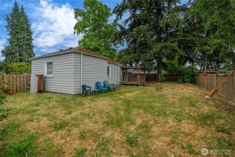1011 117th Street S Tacoma WA 98444