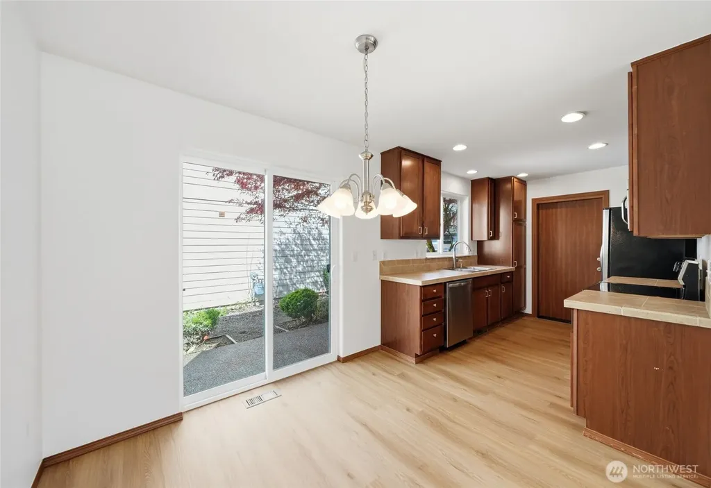 1721 Langdon Street Sumner WA 98390